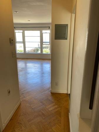 2 BEDROOM SUNSET HOUSE - PLUS BONUS ROOM photo 3