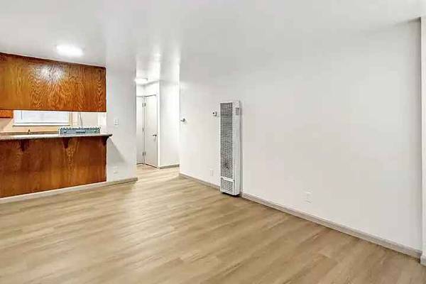 3600 Dimond photo 4