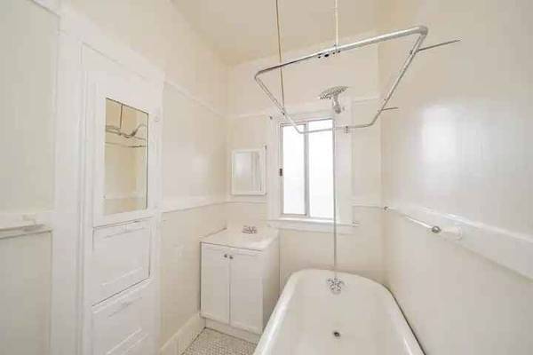 2BR/1BA Apartment on Haller Ct · Concord photo 5