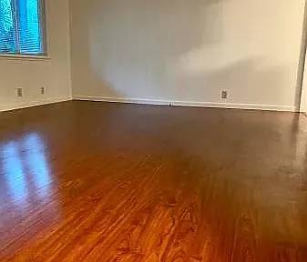 Apartments on Kentfield Avenue · Redwood City photo 3