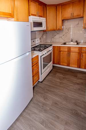 921-945 High School Way, Mountain View, CA 94041 photo 2