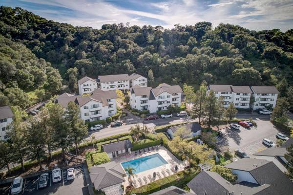 Apartments on North Ave. · San Rafael photo 3