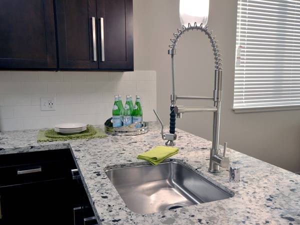 Apartments on Quince Ave · Santa Clara photo 2