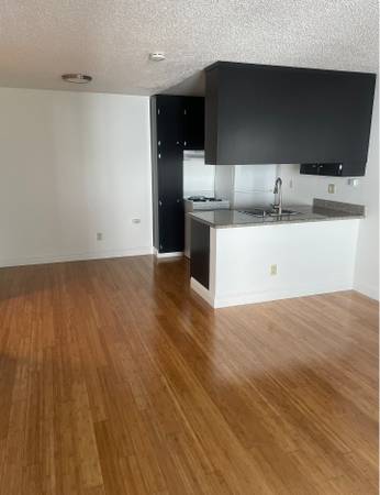 Apartments on Garland Ave · Oakland photo 3