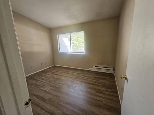 1BR/1BA Apartment on Lancaster · Pittsburg photo 4