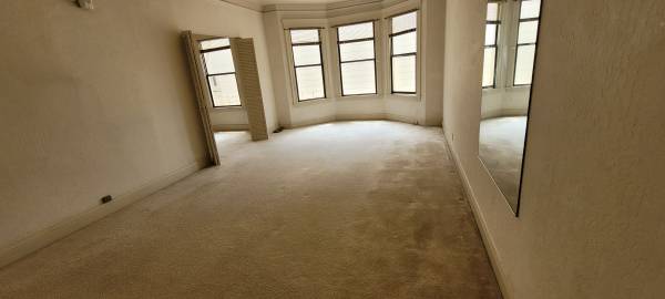 1BR/1BA Apartment on Lombard St · San Francisco photo 3