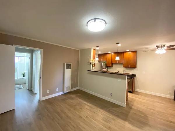 The Court Apartments photo 2