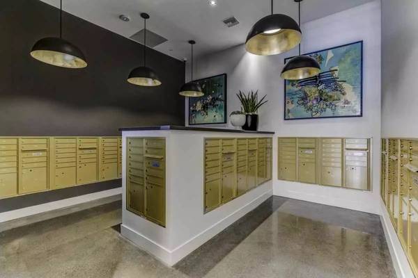 1BR/1BA Apartment on Lafayette Circle · Lafayette