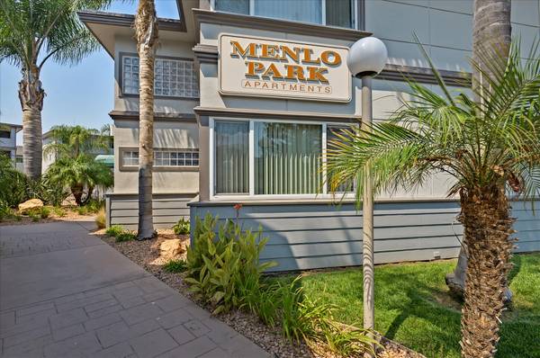 Apartments on Coleman Place · Menlo Park photo 2