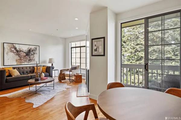 Condos on Sutter Street · San Francisco photo 2