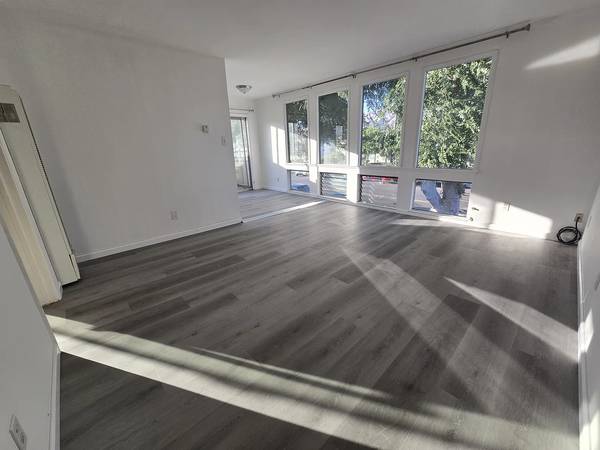 Updated 4 Bedroom, 2.5 Bathroom Townhouse in North San Jose photo 4