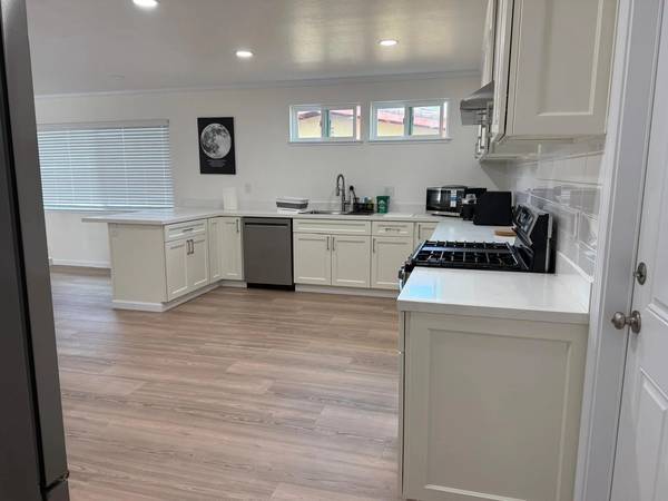 220 Sequoia Avenue, South San Francisco, CA 94080 photo 2
