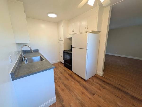 Apartments on E Maude · Sunnyvale photo 2