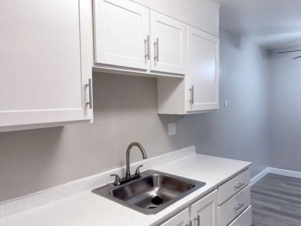 Hacienda Apartments photo 2