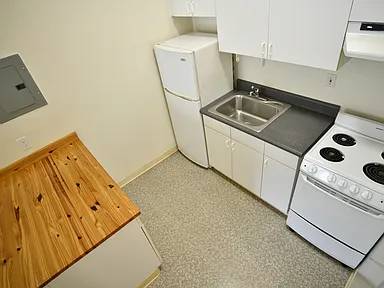 Apartments on Dwight Way · Berkeley photo 3