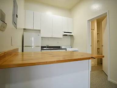 Apartments on Dwight Way · Berkeley photo 4