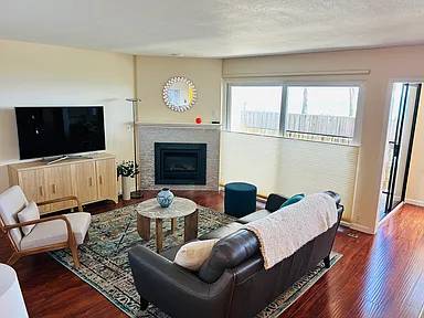 825 Balboa Ave Capitola, CA 95010 photo 2