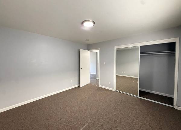 1BR/1BA Other on E 10th St · Oakland photo 5