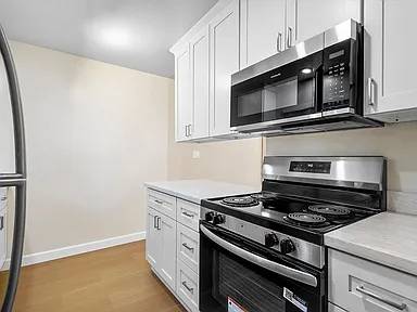 2150 Santa Clara Avenue, Alameda, CA 94501 photo 2