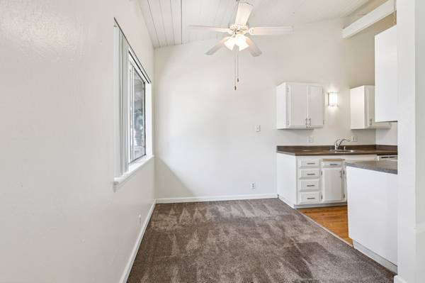 Apartments on Brae Burn Avenue · Union City photo 3