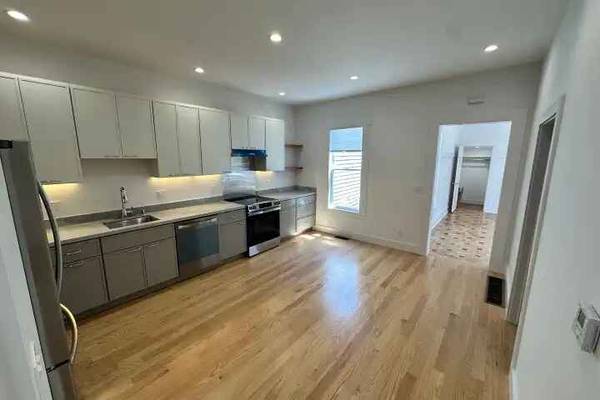 In Law Adus on Homestead Unit · San Francisco photo 4