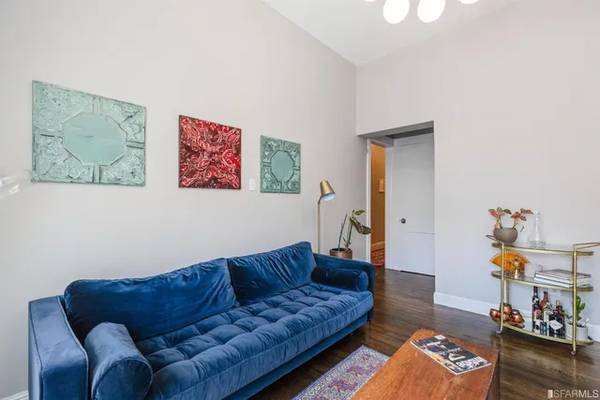 Condos on Pine Street · San Francisco photo 5