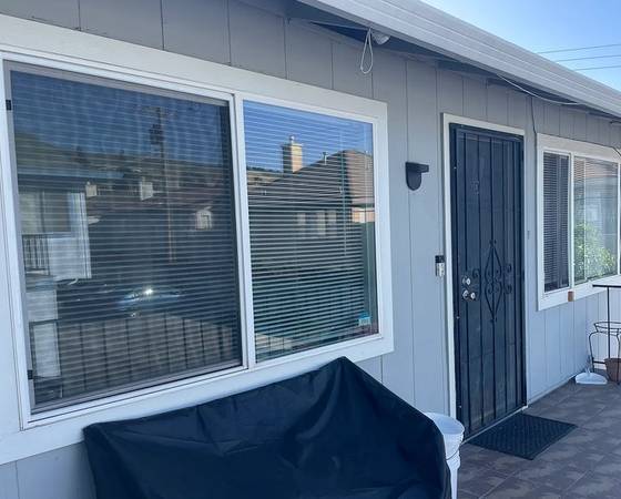 Bright Updated 2 Bedroom 1.5 Bath North San Jose Condo photo 2