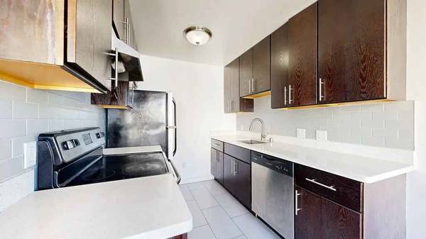 Apartments on Clayton St · San Francisco photo 4