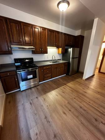 Hyde Street Apartments photo 2