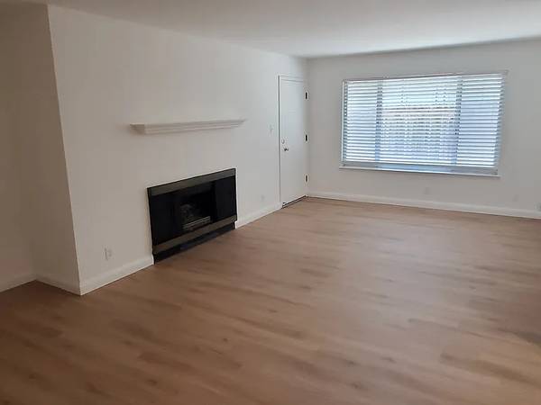 Stylishly Updated 2-Bedroom in Oakland photo 4
