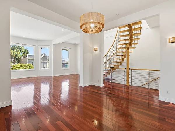 1BR/1BA Single Family House on Post St · San Francisco photo 3