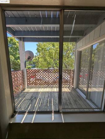 1457 N Camino Alto Vallejo, CA 94589 photo 4