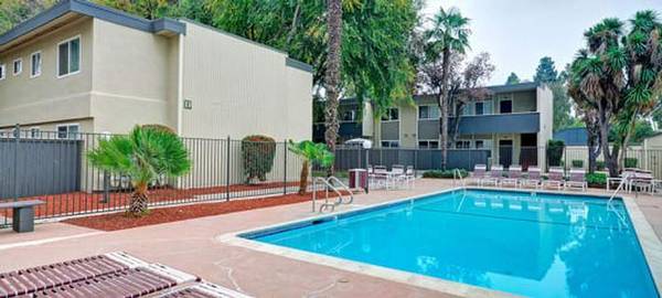 Trestles Apartments photo 2