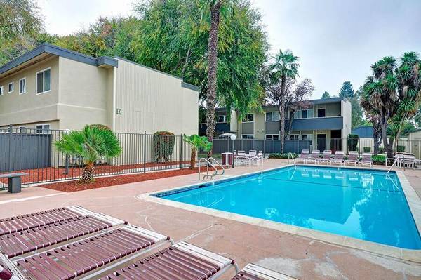 Trestles Apartments photo 3