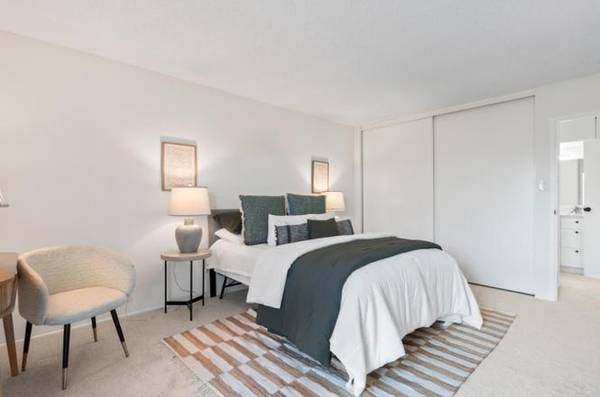 Condos on Peninsula Avenue · San Mateo photo 3