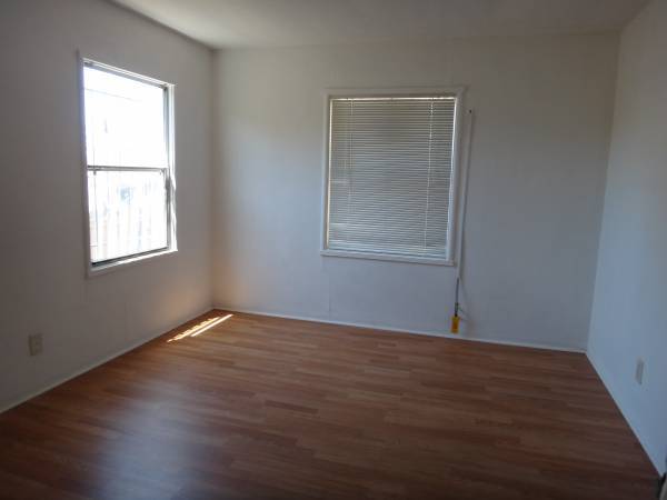 1255 87th Ave, Oakland (Apartment) photo 2