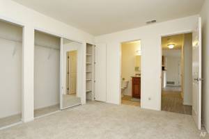 Ventana Apartments photo 2