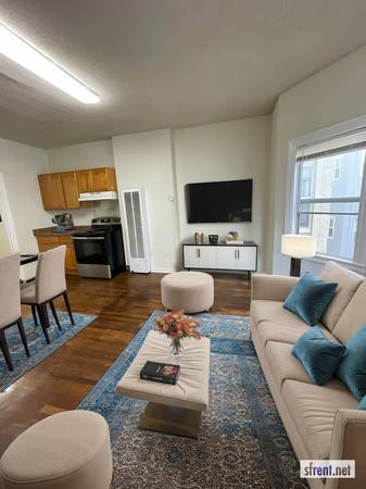 Oxford Arms LLC. photo 2