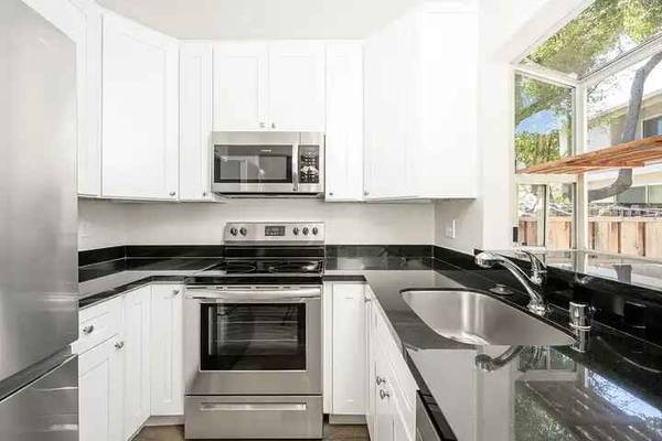 678 Bellflower photo 2