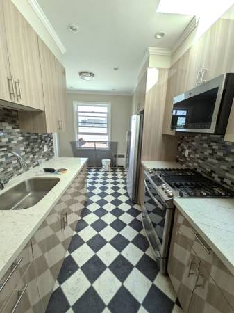 1BR/1BA Apartment on 19th St · San Francisco photo 5