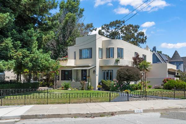 Modern Tri-level Townhouse Just ½ Mile To Bart photo 2