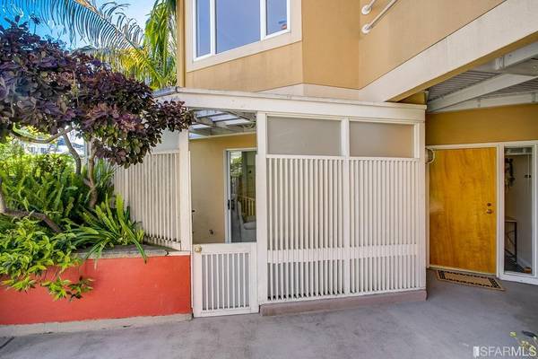 950 Columbus Avenue, San Francisco, CA 94133 photo 2