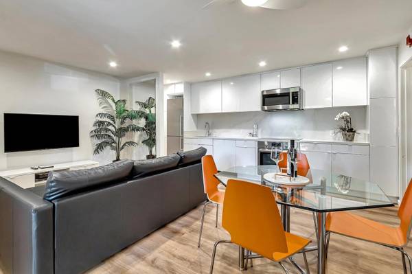 SUNNYVALE - Well Maintained 4 Bed 2.5 Bath photo 2