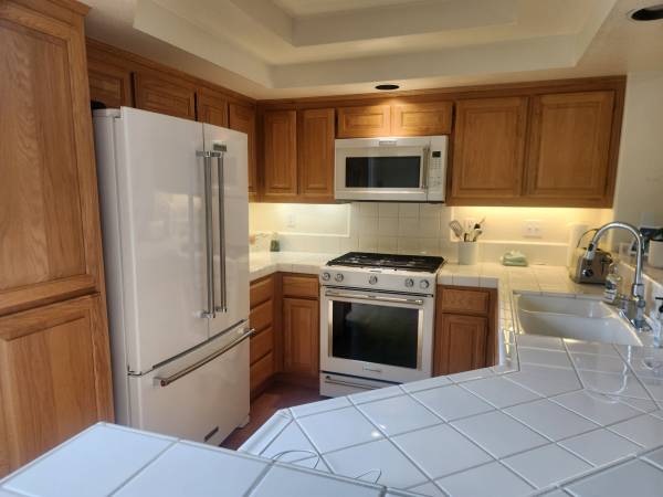 2BR/3BA Townhouse on Erin Lane · Half Moon Bay photo 5