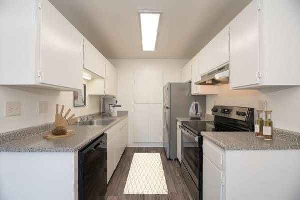 Apartments on Arnold Drive · Pleasant Hill photo 2