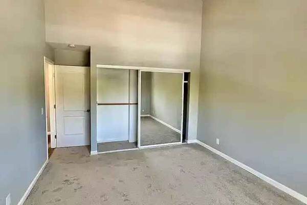 Apartments on S Bernardo Ave · Sunnyvale photo 4