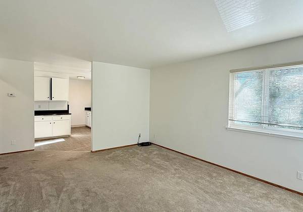 Apartments on Central Ave · Alameda photo 3