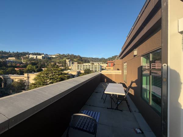 1BR/1BA Apartment on Bancroft Way · Berkeley photo 5