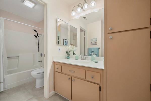 1BR/1BA Single Family House on Audrey Dr · Morgan Hill photo 4