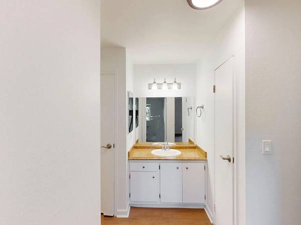 415 Ignacio Blvd Novato, CA 94949 photo 3